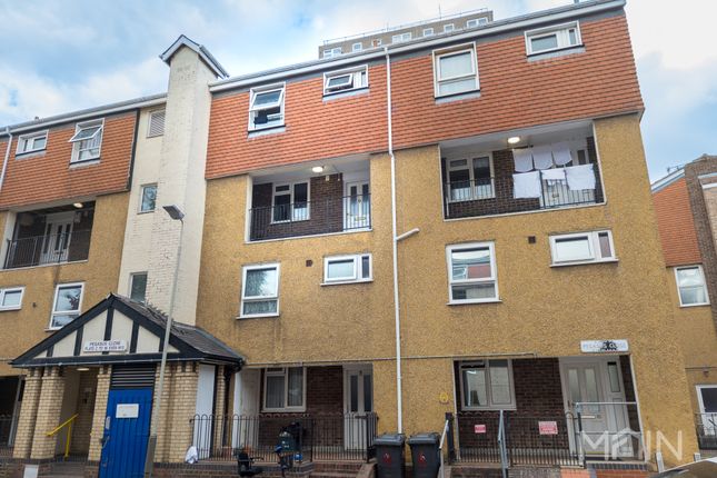 2 bed flat
