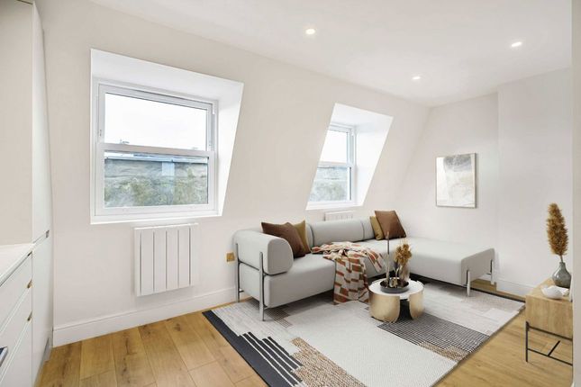 Battersea Park Road, Battersea SW11 1 bed flat for sale
