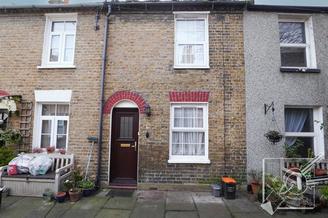 Wrotham Road, Gravesend 2 bed house for sale