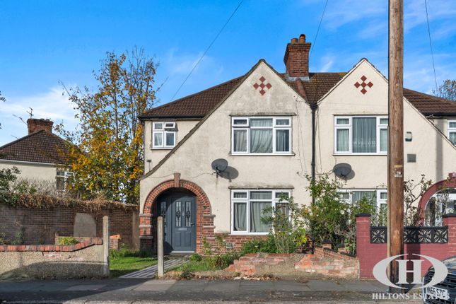 Clevedon Gardens, Hounslow 3 bed semi