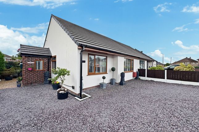 Hindley Road, Westhoughton, BL5 4 bed detached bungalow for sale