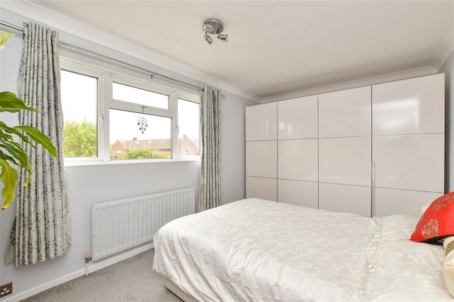 2 bed end terrace house