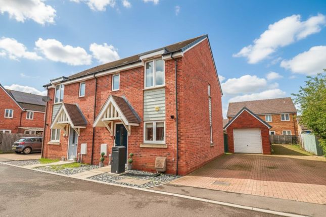 3 bedroom semi-detached house for sale