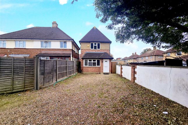 Walnut Close, Hayes, Greater London, UB3 4 bed detached house for sale