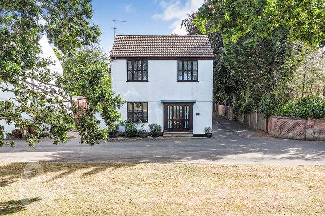 The Green, Martham, Great Yarmouth 4 bed detached house for sale