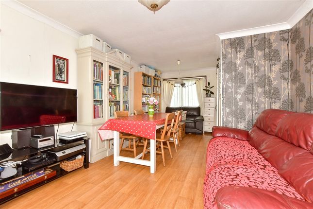 4 bed terraced house