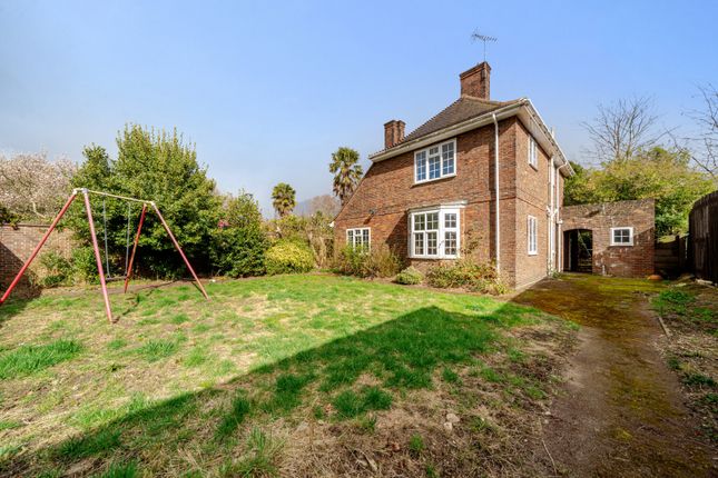 Gunnersbury Avenue, London 3 bed detached house for sale