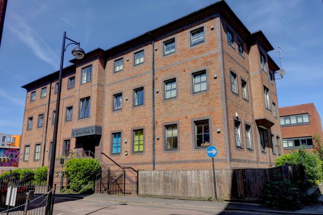 Mendy Street, Buckinghamshire HP11 1 bed apartment for sale