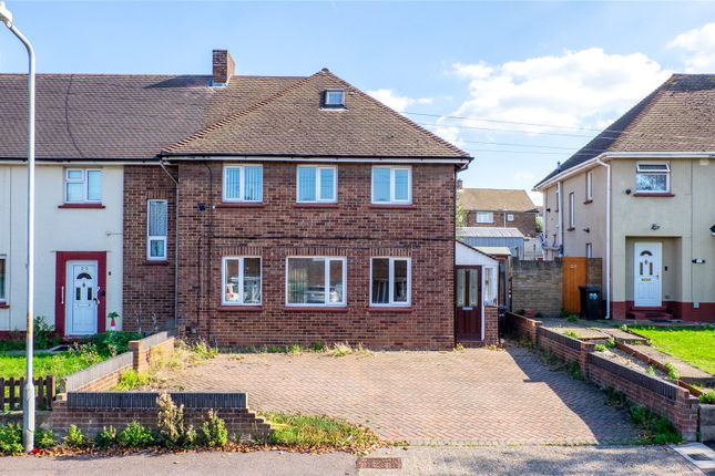 Freeman Road, Gravesend, Kent, DA12 3 bed end of terrace house for sale