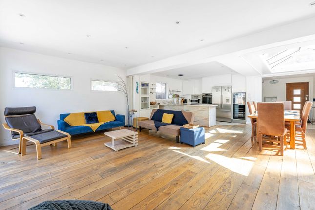 Haliburton Road, Middlesex 3 bed bungalow for sale