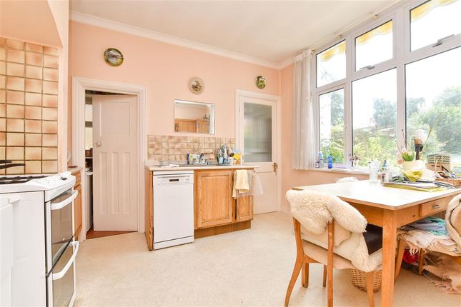 3 bed chalet