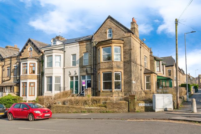 7 bedroom terraced bungalow for sale