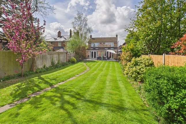 Tring Road, Aylesbury HP20 3 bed detached house for sale