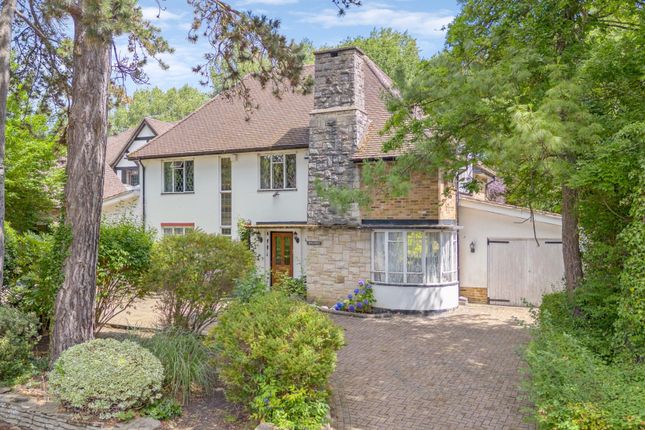 Royston Grove, Hatch End, Pinner HA5 4 bed detached house for sale