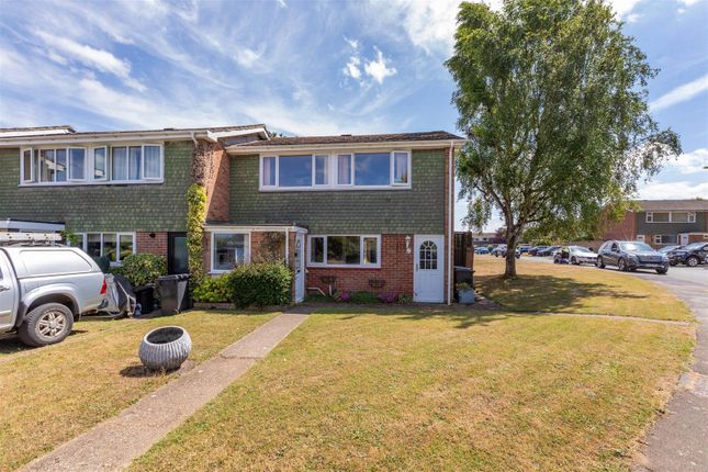 Buffins, Taplow, Maidenhead 3 bed end of terrace house for sale