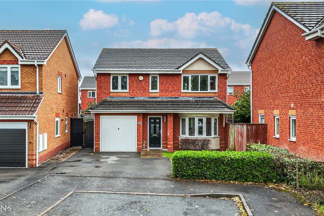 4 bed detached house
