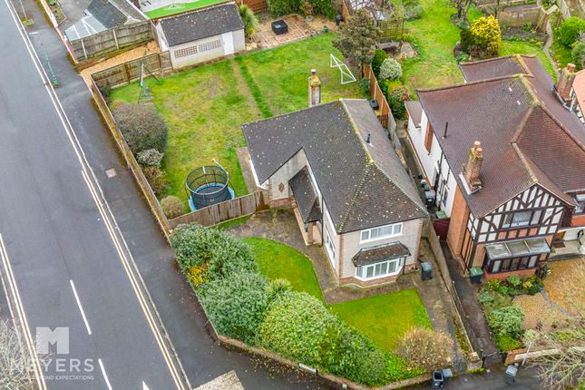 Durrington Place, Boscombe East... 3 bed detached house for sale