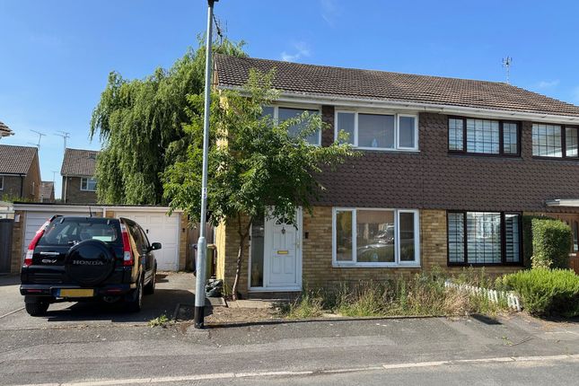 Prince Andrew Way, Ascot SL5 3 bed semi