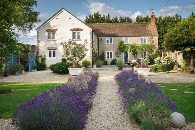 Murcott, Oxfordshire, OX5 4 bed detached house for sale