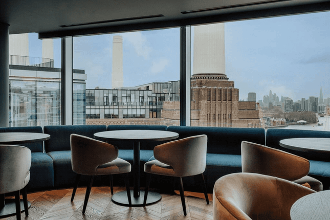 Prospect Way, London, SW11 3 bed apartment for sale