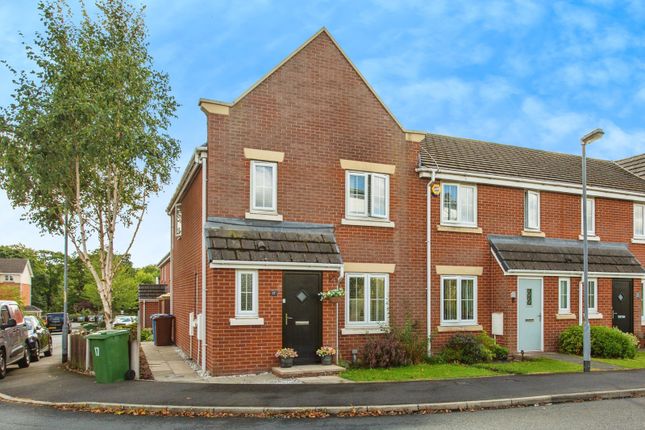 4 bedroom end of terrace house for sale