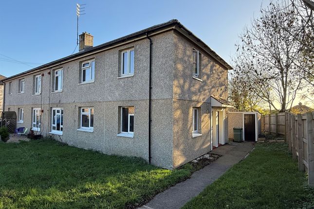 2 bedroom ground floor flat for sale