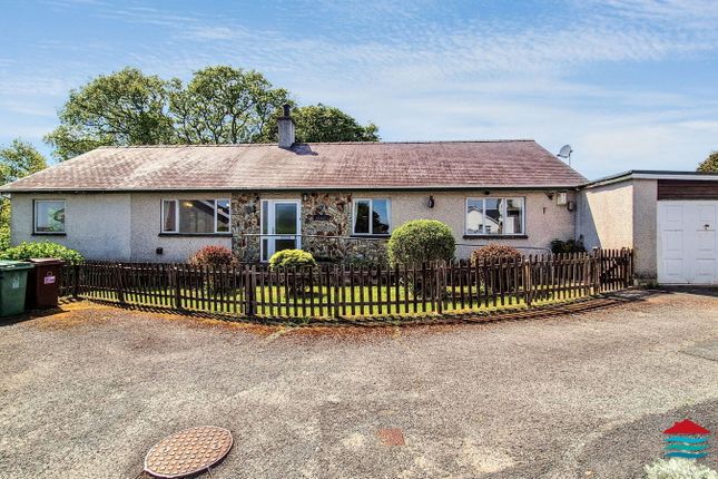 Llanbedrog, Pwllheli, LL53 4 bed detached bungalow for sale