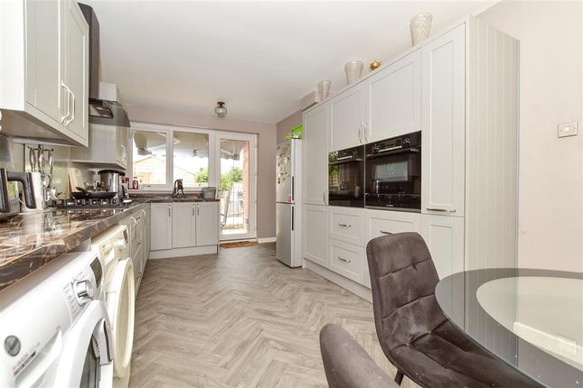Harold Gardens, Wickford, Essex 3 bed detached house for sale
