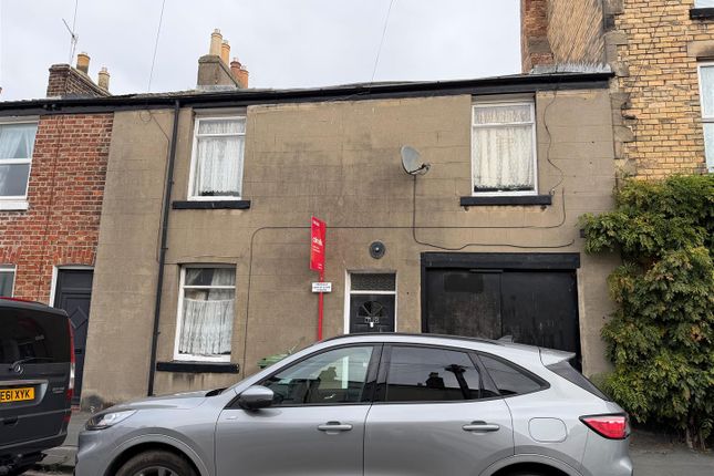 Nelson Street, Scarborough 2 bed flat for sale