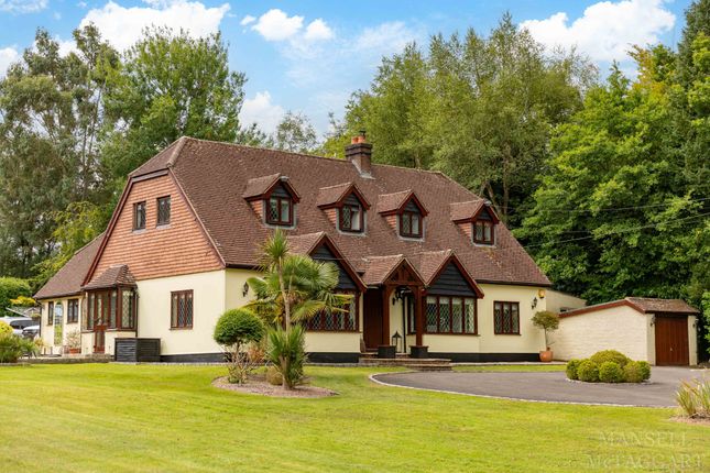 Cuttinglye Road, Crawley RH10 4 bed detached house for sale