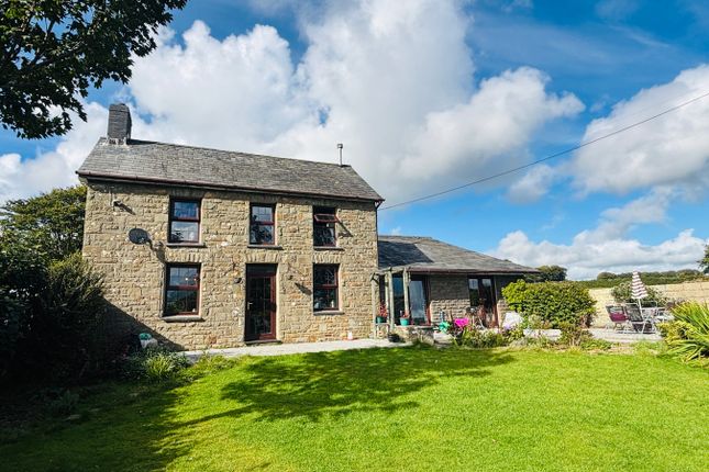Penffordd, Llanwenog, SA40 4 bed detached house for sale