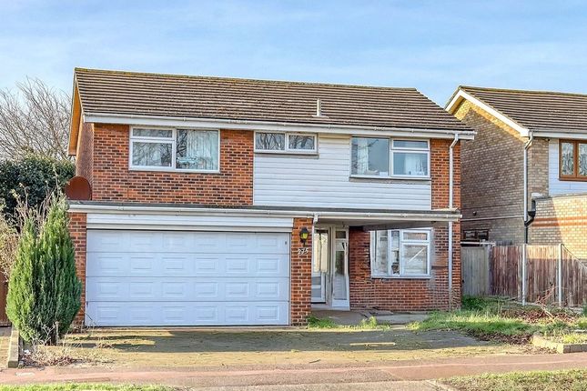 Maplin Way North, Thorpe Bay, Essex, SS1 4 bed detached house for sale