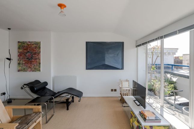 Deptford High Street, Deptford... 2 bed flat for sale
