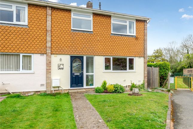 Wentworth Close, Farnham, Surrey... 3 bed end of terrace house for sale