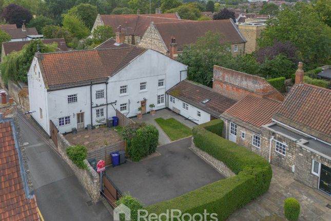 Warmsworth, South Yorkshire DN4 3 bed semi