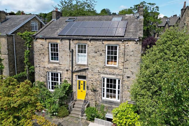 6 bedroom detached house for sale