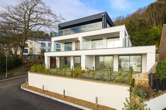Coast House, Encombe Hill, Sandgate 2 bed apartment for sale
