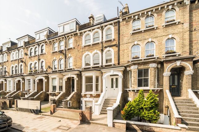 Victoria Rise, London SW4 3 bed flat for sale