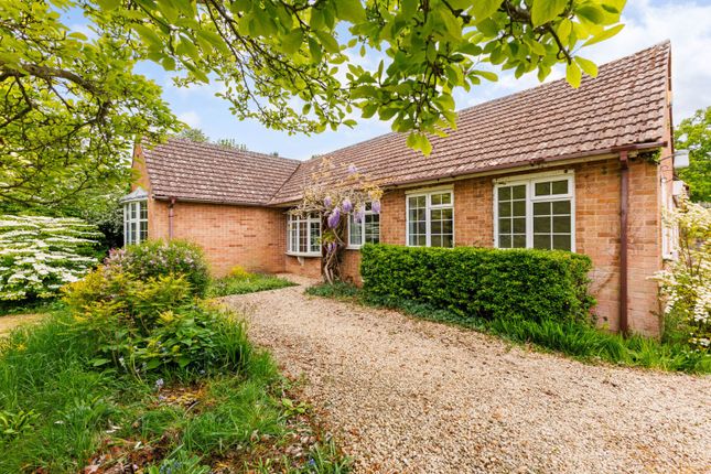 Appleton Road, Cumnor, Oxford... 3 bed bungalow for sale