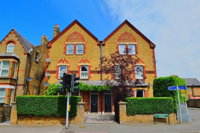 Maidenhead Road, Windsor 2 bed maisonette for sale