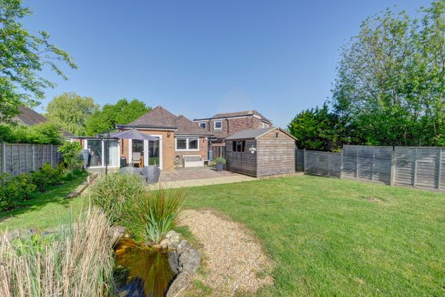 2 bedroom detached bungalow for sale