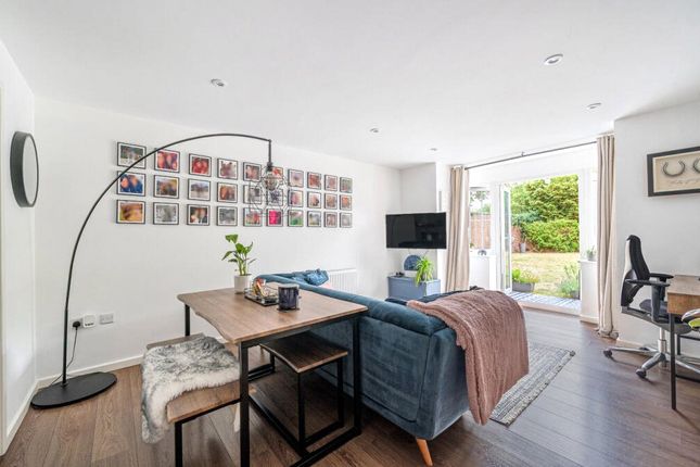 Latymer House, Goodwin Close, Wokingham 1 bed apartment for sale