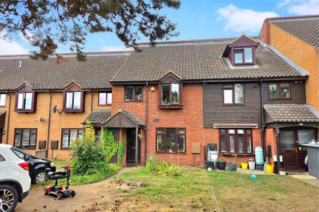 Wyngates, Leighton Buzzard LU7 2 bed terraced house for sale