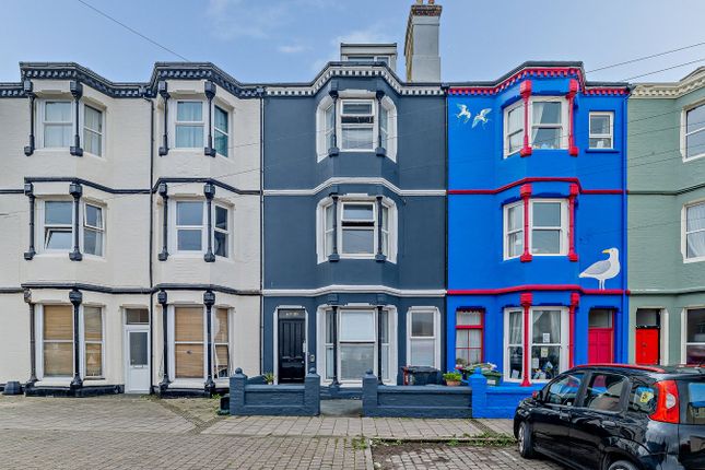 Cambrian Terrace, Borth, SY24 5 bed terraced house for sale