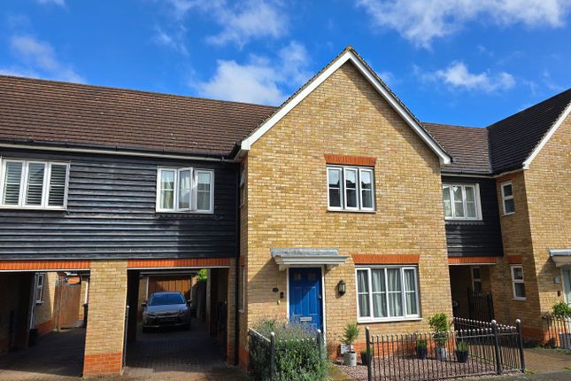 Berwick Avenue, Chelmsford CM1 4 bed semi