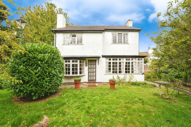 4 bedroom cottage for sale