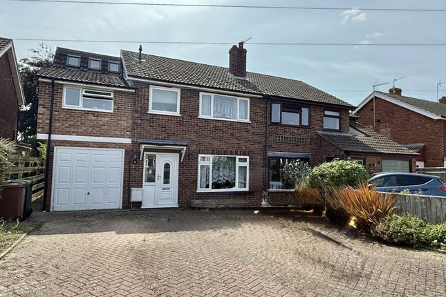 4 bedroom semi-detached house for sale