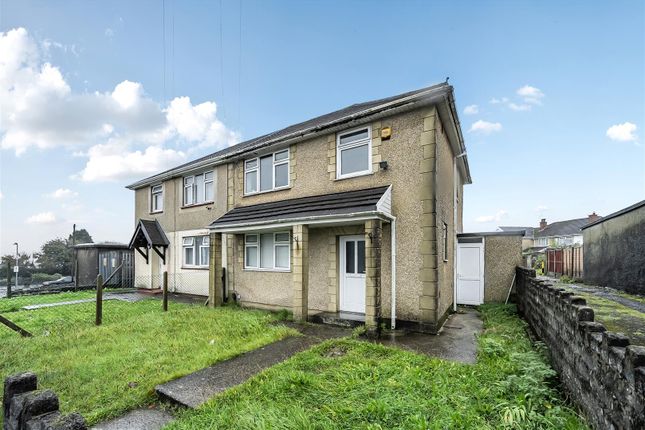 Upper Gendros Crescent, Gendros, Swansea 3 bed semi