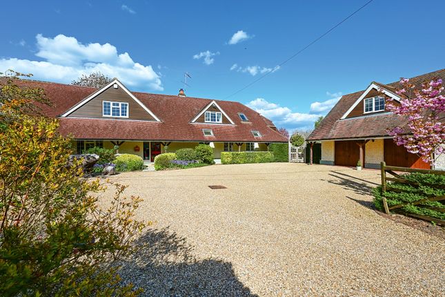 Ridge Lane, Hook RG27 4 bed link detached house for sale