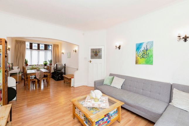 3 bedroom semi-detached bungalow for sale